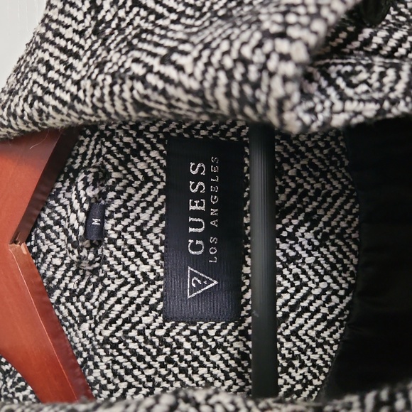 Guess Jacket - Picture 3 of 4